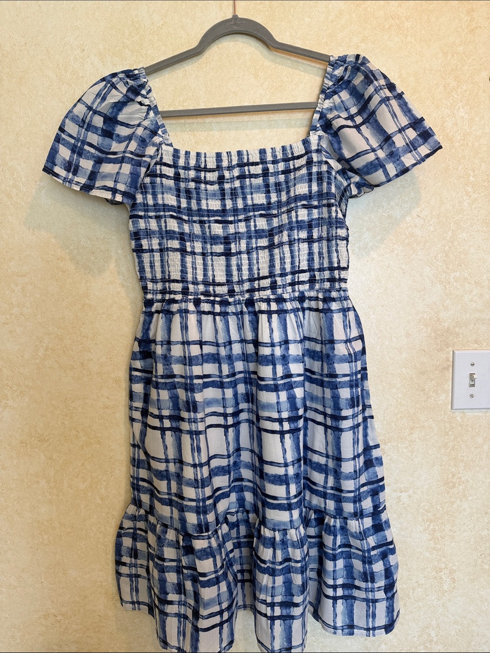 GAP Blue and White Plaid Smocked Puff-Sleeve Dress